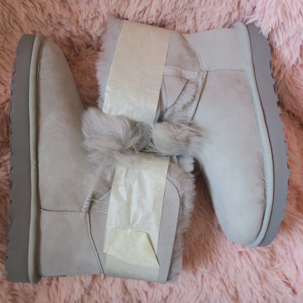 Uggs Gita size 9